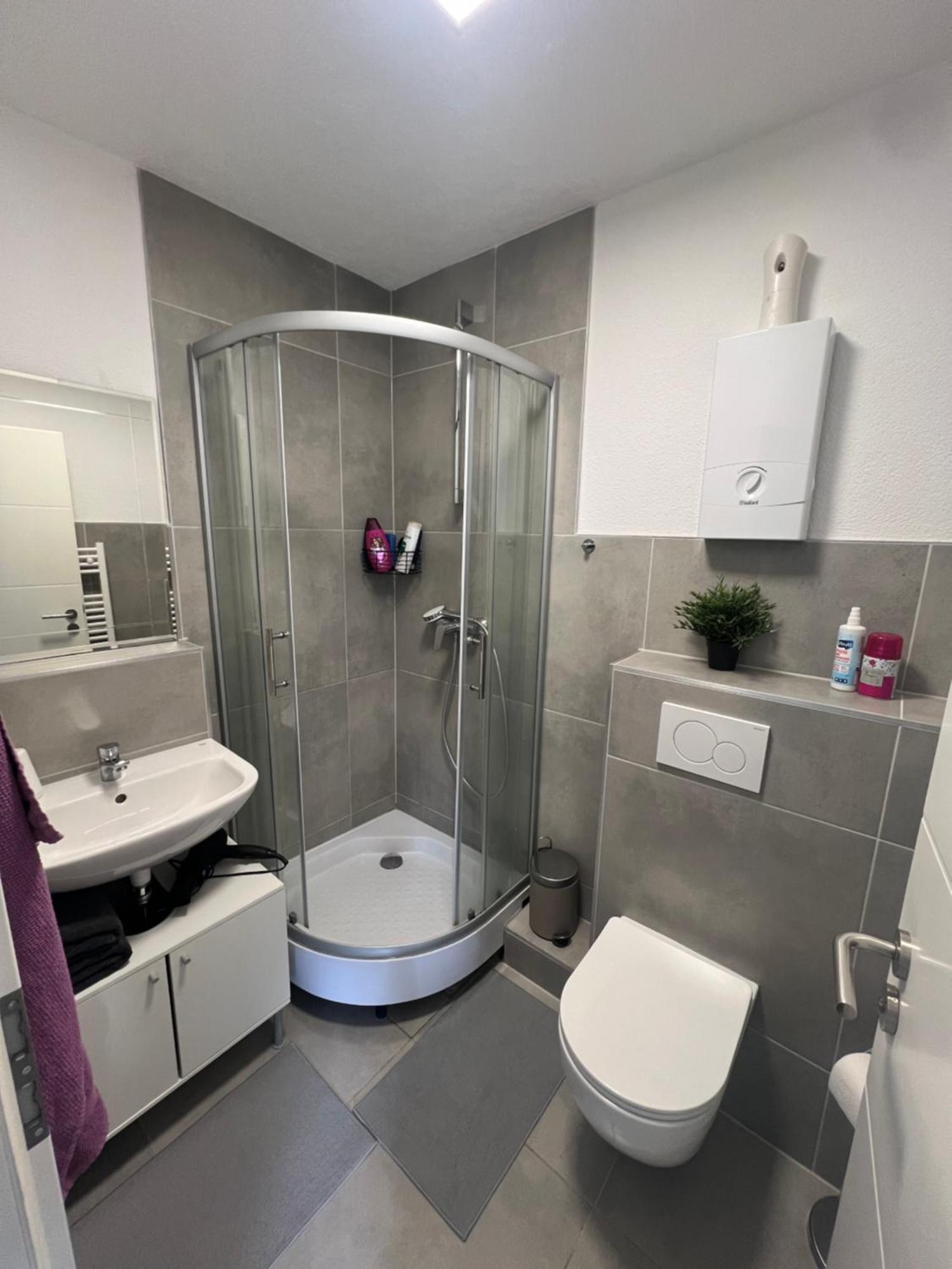 Sleep & Go Deluxe 1 Apartment Naehe Duesseldorf Krefeld Buitenkant foto